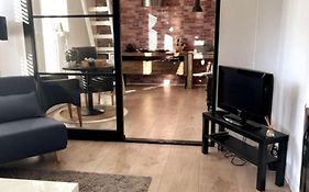 Gezellige knusse studio met bubbelbad